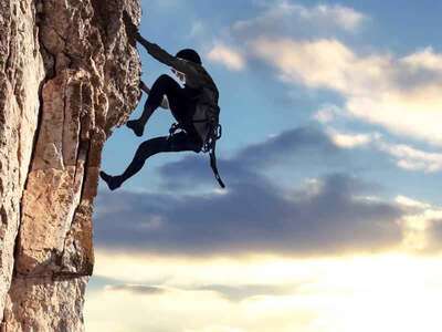 Альпінізм та скелелазіння