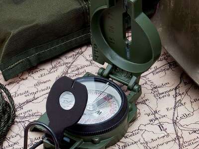 Компаси армійські