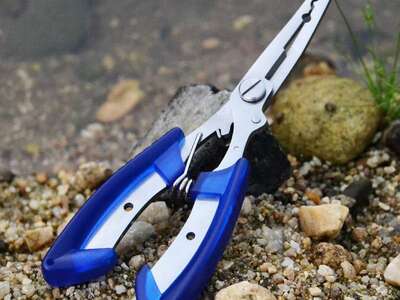 Плоскогубці та кусачки