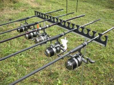 Підставки для вудилищ